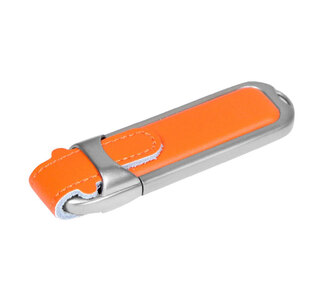 USB 3.0- флешка на 128 Гб с массивным классическим корпусом