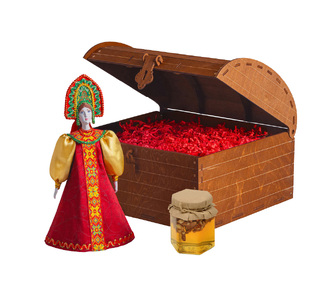 Подарочный набор: кукла фарфоровая, мёд с грецким орехом