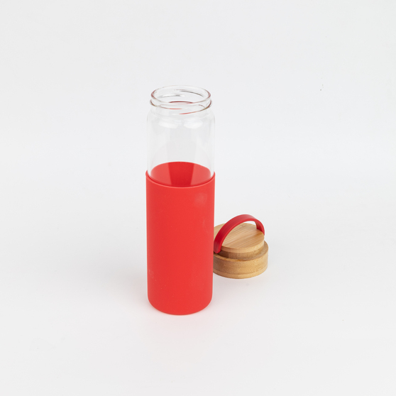 Бутылка стеклянная с силиконовой манжетой и бамбуковой крышкой  Glass, красная-1