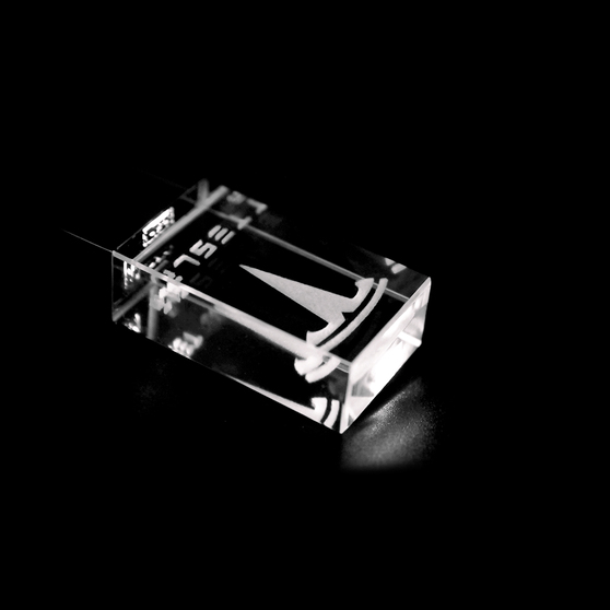 Флешка Moon 16 Гб, белая подсветка-2