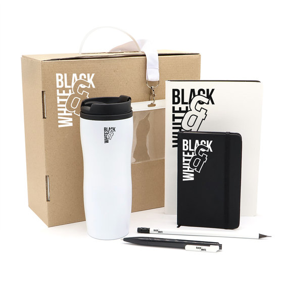 Welcome pack Black & White-2