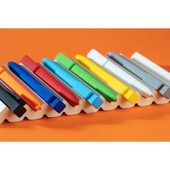 Ручка шариковая Swiper SQ Soft Touch, красная-7