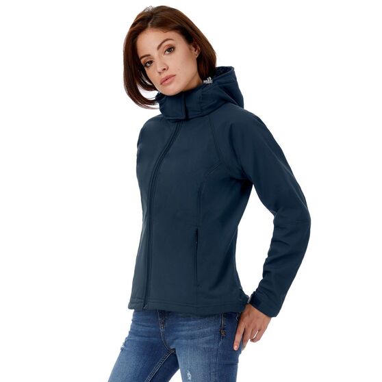 Куртка женская Hooded Softshell черная-9