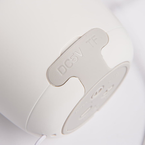 Портативная mini Bluetooth-колонка Sound Burger "Bang" белая-4