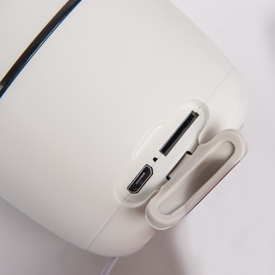 Портативная mini Bluetooth-колонка Sound Burger "Bang" белая-5