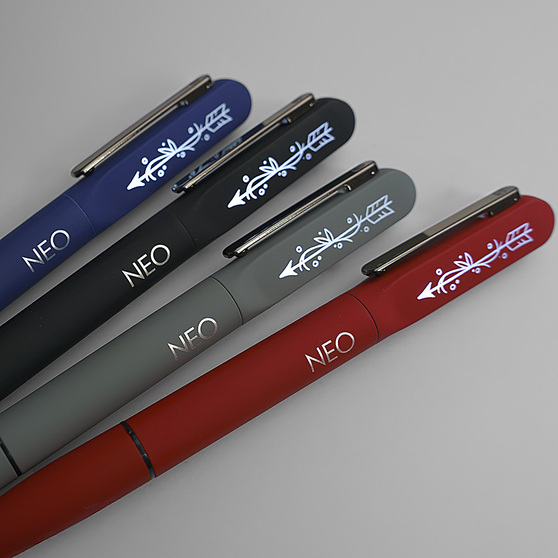 Ручка шариковая NEO с подсветкой после гравировки, soft touch-6