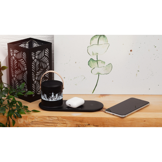 Настольная беспроводная (15W) зарядная станция "Blacksmith" с bluetooth колонкой с подсветкой логотипа-1