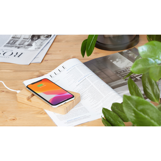 Беспроводное (10W) зарядное устройство "Bamboo Power" 5000 mAh с подставкой под смартфон, бамбук-6