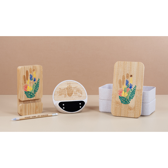 Беспроводное (10W) зарядное устройство "Bamboo Power" 5000 mAh с подставкой под смартфон, бамбук-8