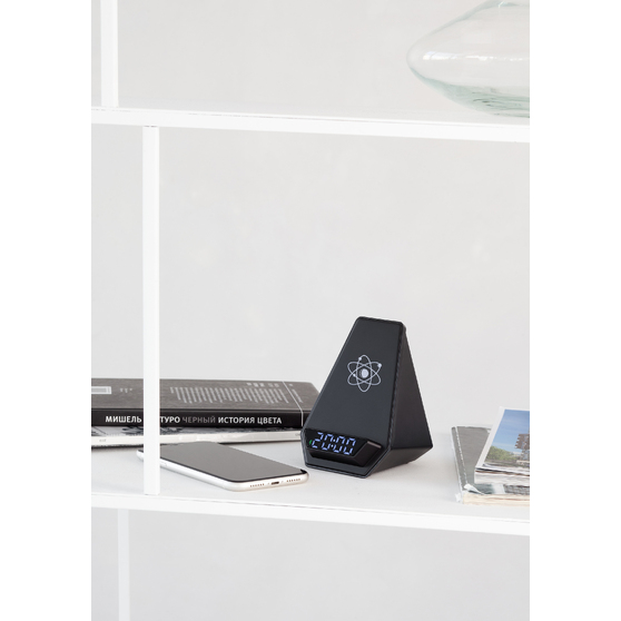 Настольная Bluetooth колонка (3Вт) "Smart Pyramid" с часами и беспроводным (15W) зарядным устройством, с подсветкой логотипа-8