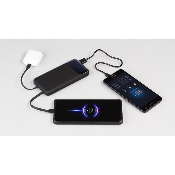 Зарядное (22.5W) устройство "Grade SOFTTOUCH" 10000 mAh с подсветкой логотипа, встроенными кабелями и цифровым индикатором заряда-3